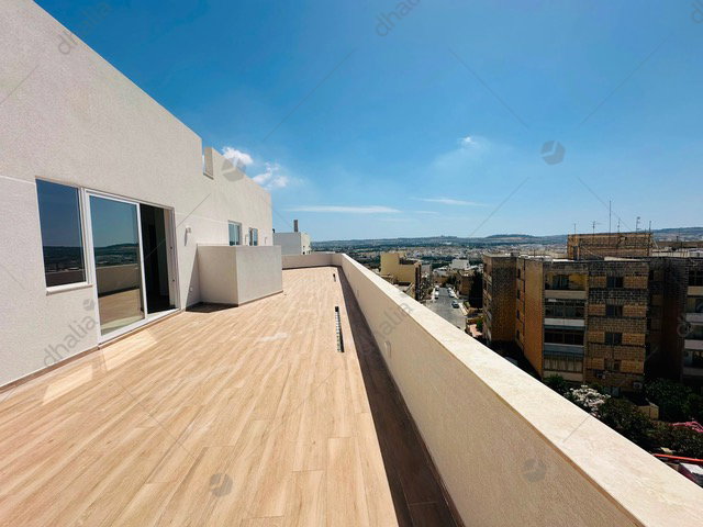 Penthouse in Naxxar